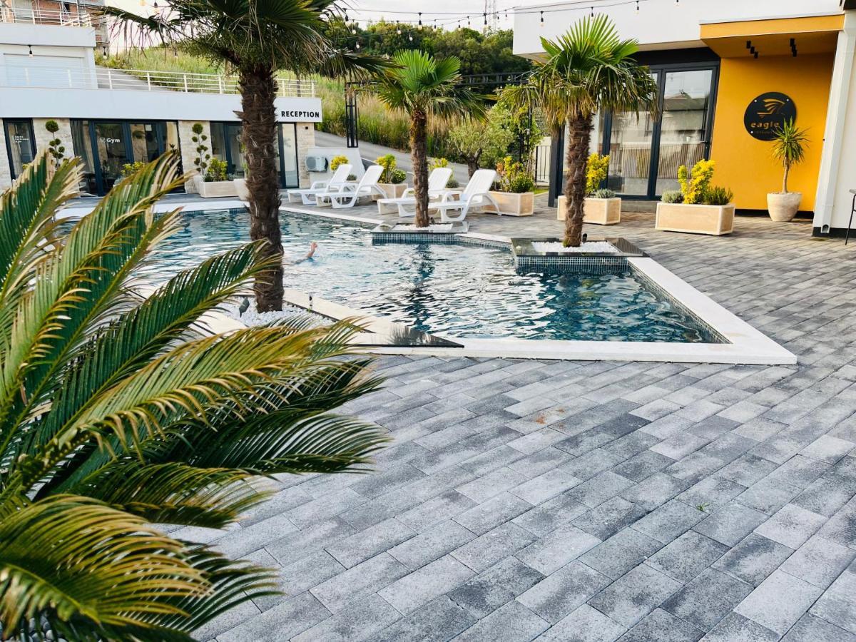 Art'S Apartment Mit Pool Ulcinj Pinjes Exterior photo